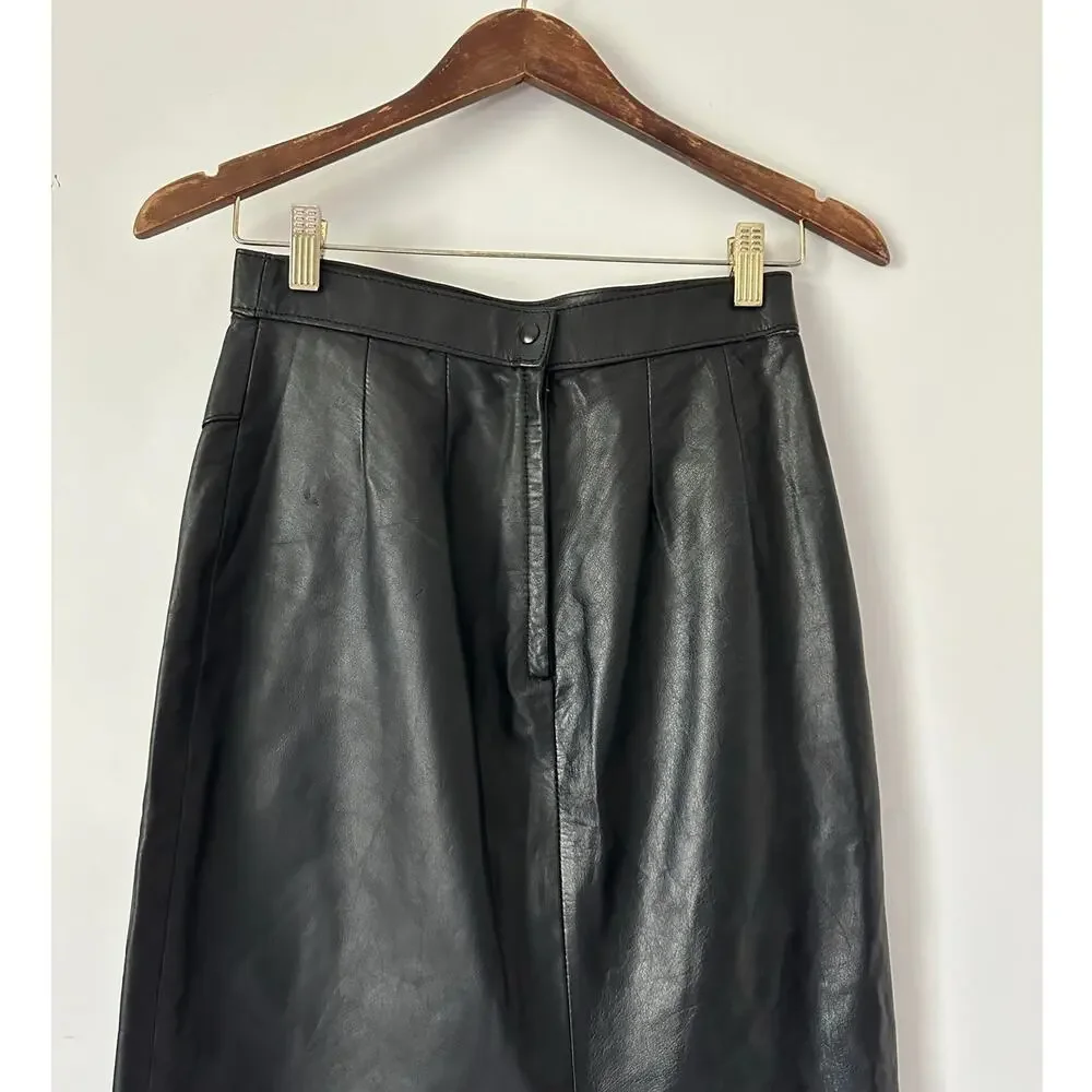 Vintage Black Leather High Waisted Skirt size 8 (runs small)